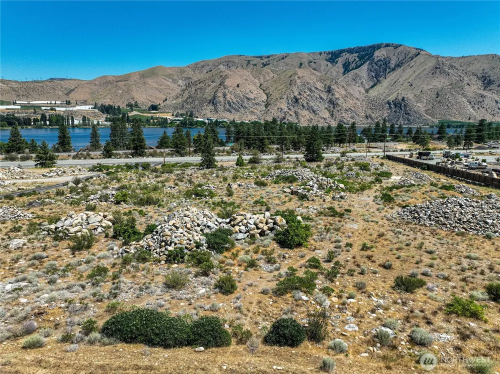15254 US Highway 97A Entiat, WA 98822