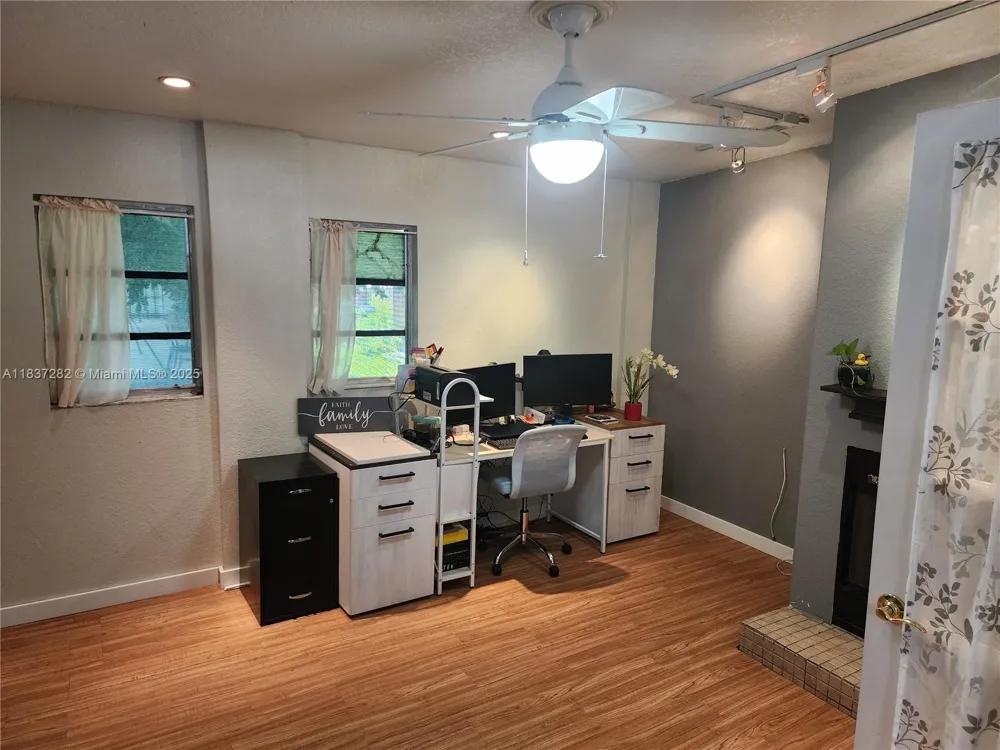 3521 E 8th Ave Hialeah, FL 33013