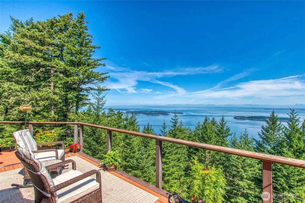 1669 Day Lake Road Orcas Island, WA 98245
