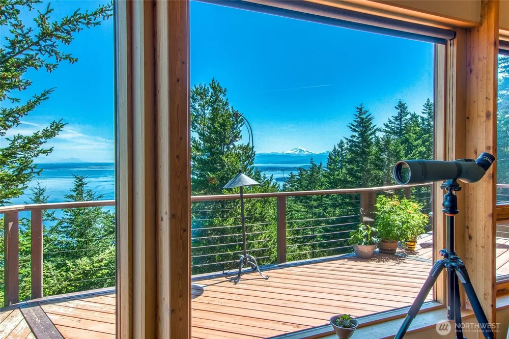 1669 Day Lake Road Orcas Island, WA 98245