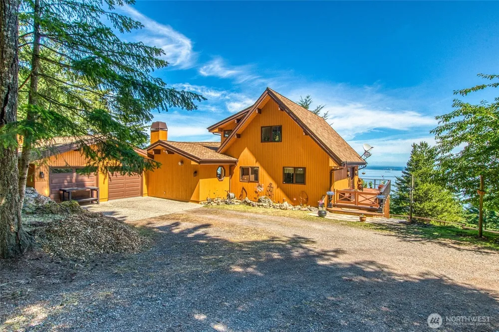 1669 Day Lake Road Orcas Island, WA 98245