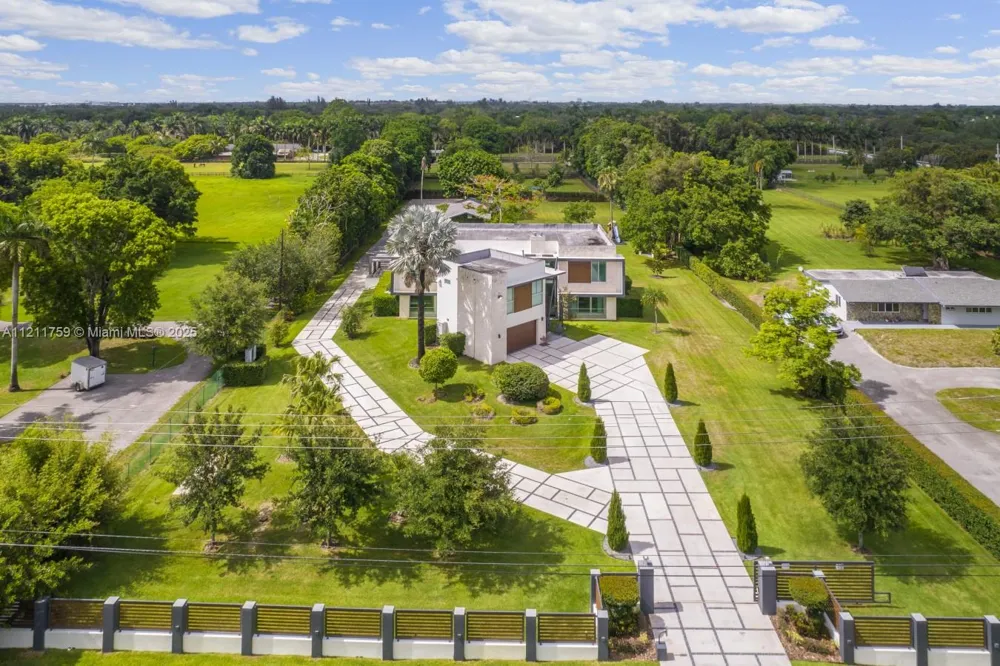 14305 Stirling Rd Southwest Ranches, FL 33330