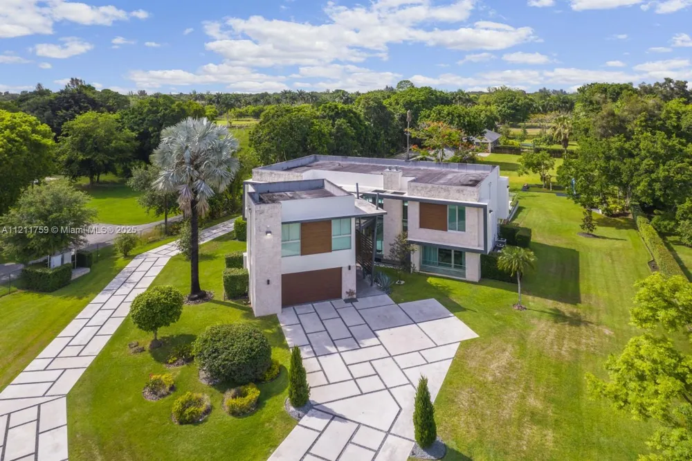 14305 Stirling Rd Southwest Ranches, FL 33330