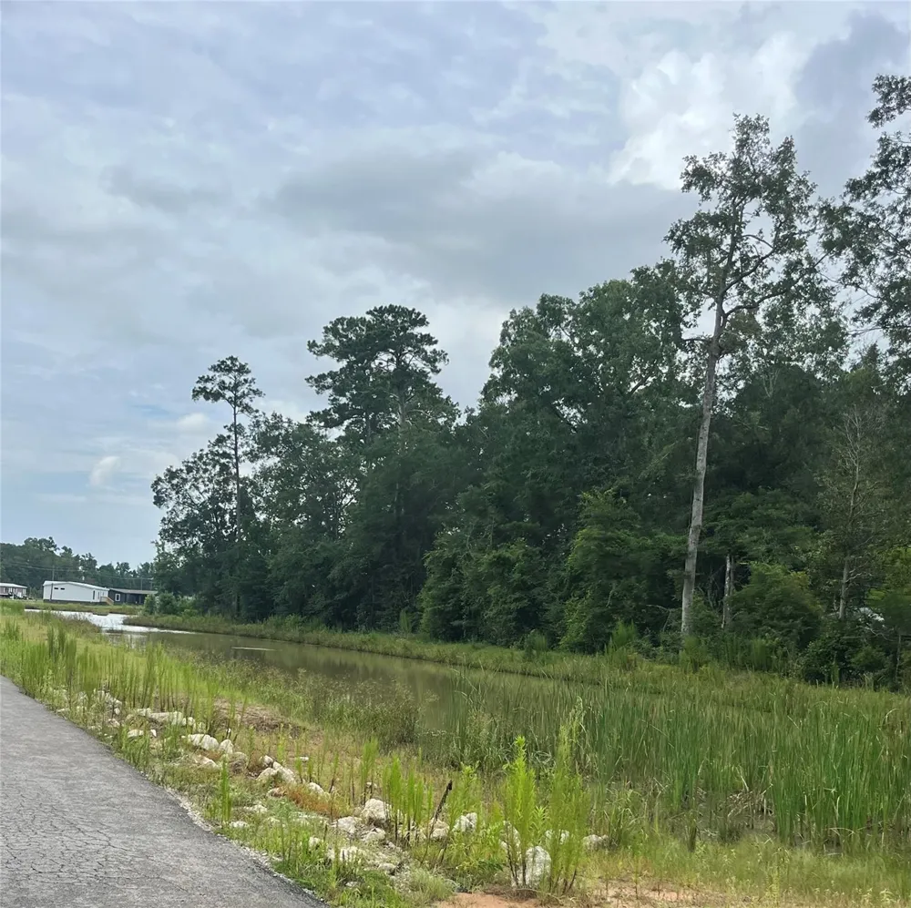 190 37301 Splendora, TX 77372