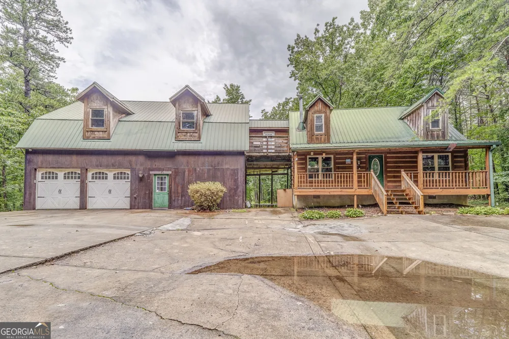 519 E VALLEY RD NE Rydal, GA 30171
