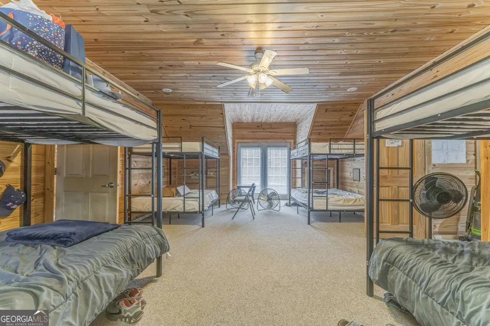 519 E VALLEY RD NE Rydal, GA 30171