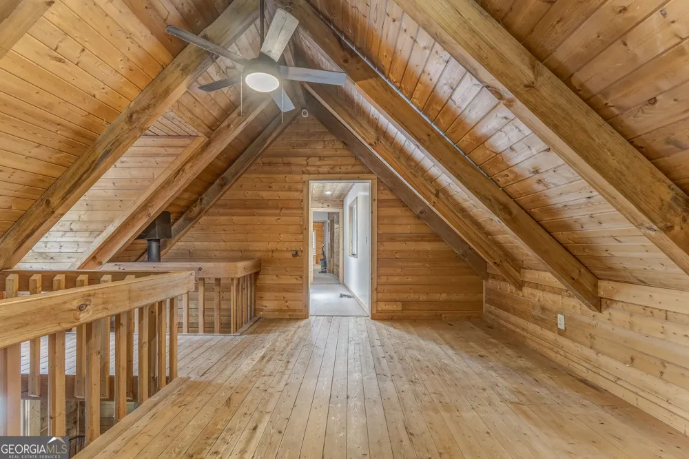 519 E VALLEY RD NE Rydal, GA 30171