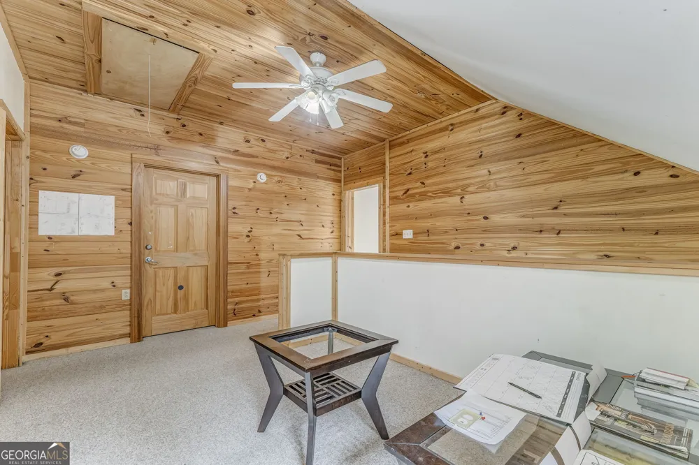519 E VALLEY RD NE Rydal, GA 30171