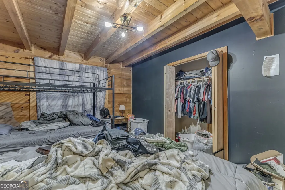 519 E VALLEY RD NE Rydal, GA 30171