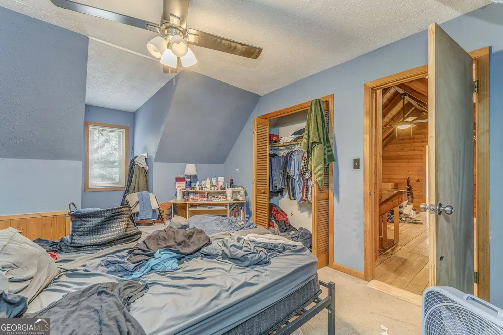 519 E VALLEY RD NE Rydal, GA 30171