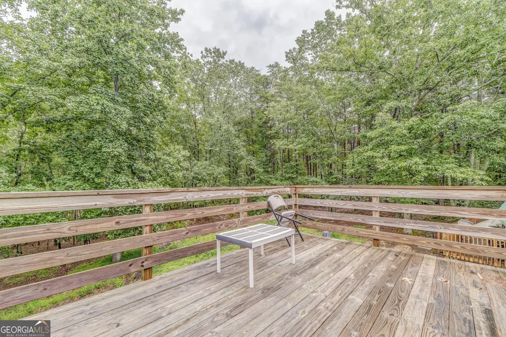 519 E VALLEY RD NE Rydal, GA 30171
