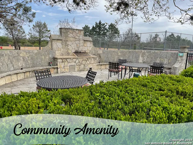 327 Salt Grass Trail Bandera, TX 78003