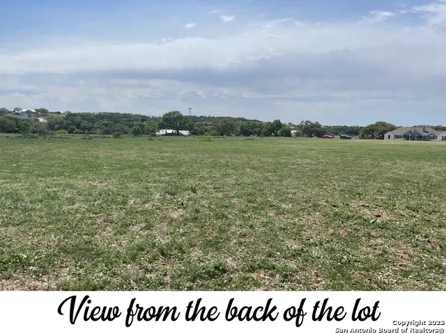 327 Salt Grass Trail Bandera, TX 78003