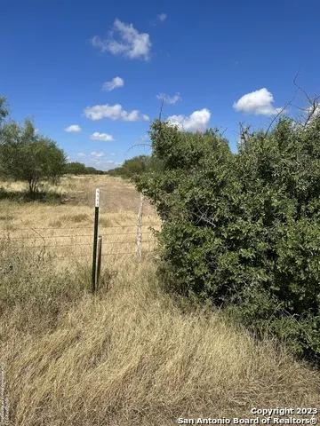 000 Old Hwy 90