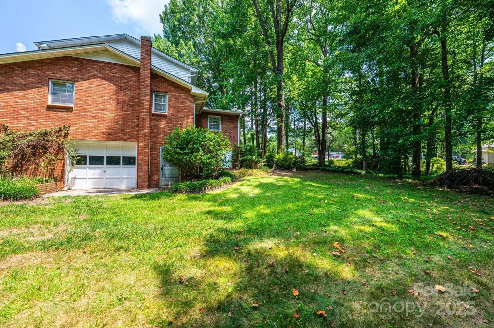 3781 Dover Street Claremont, NC 28610
