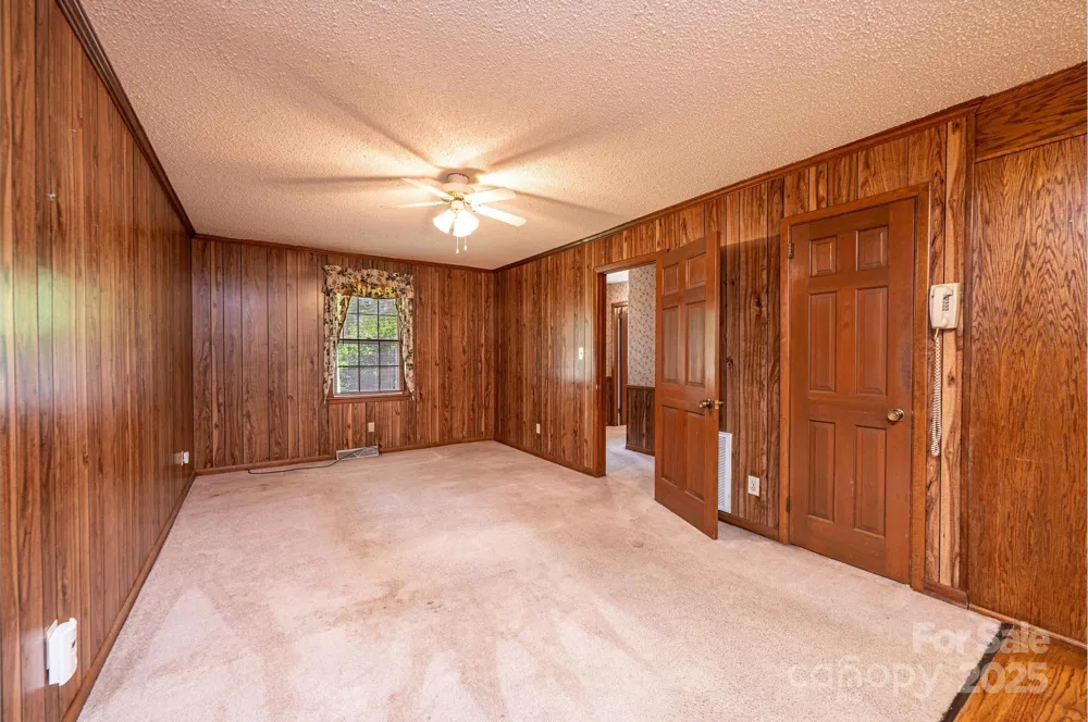 3781 Dover Street Claremont, NC 28610
