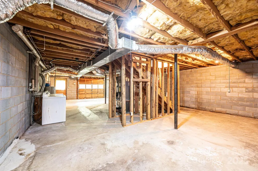3781 Dover Street Claremont, NC 28610
