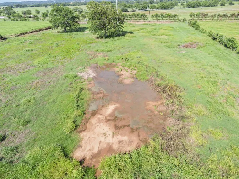 660 American Legion Road Smithville, TX 78957