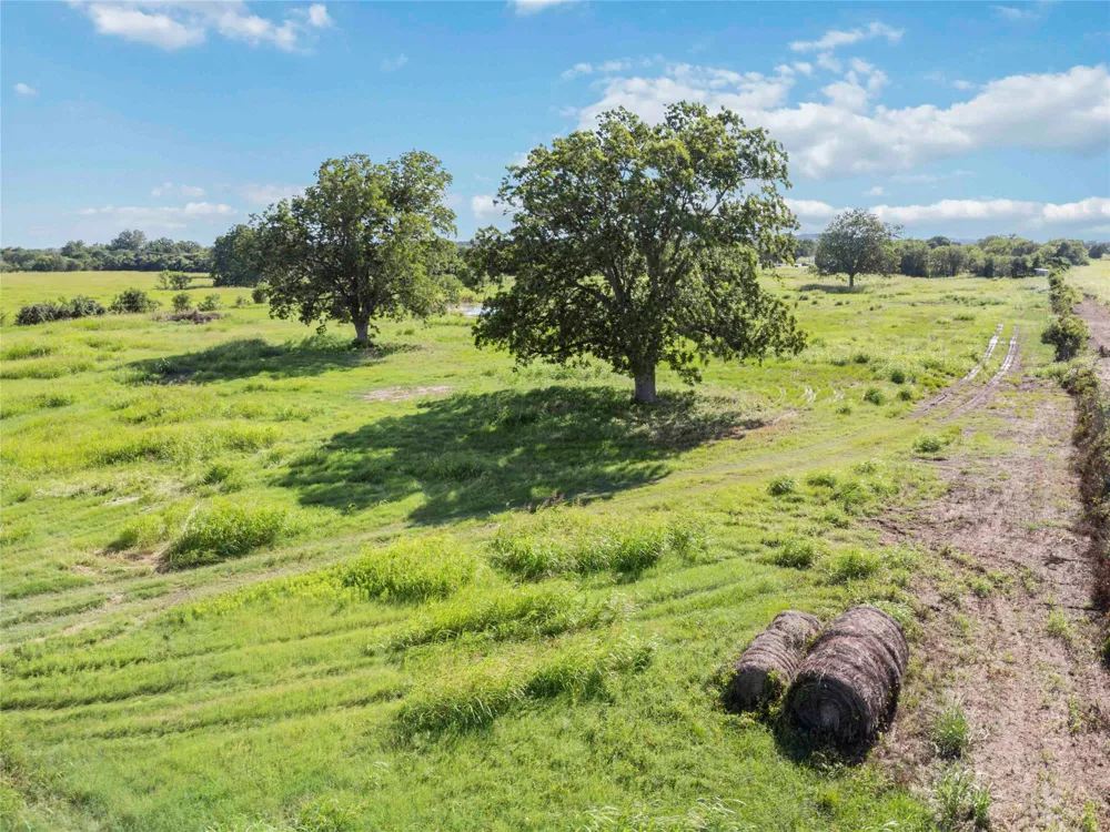 660 American Legion Road Smithville, TX 78957