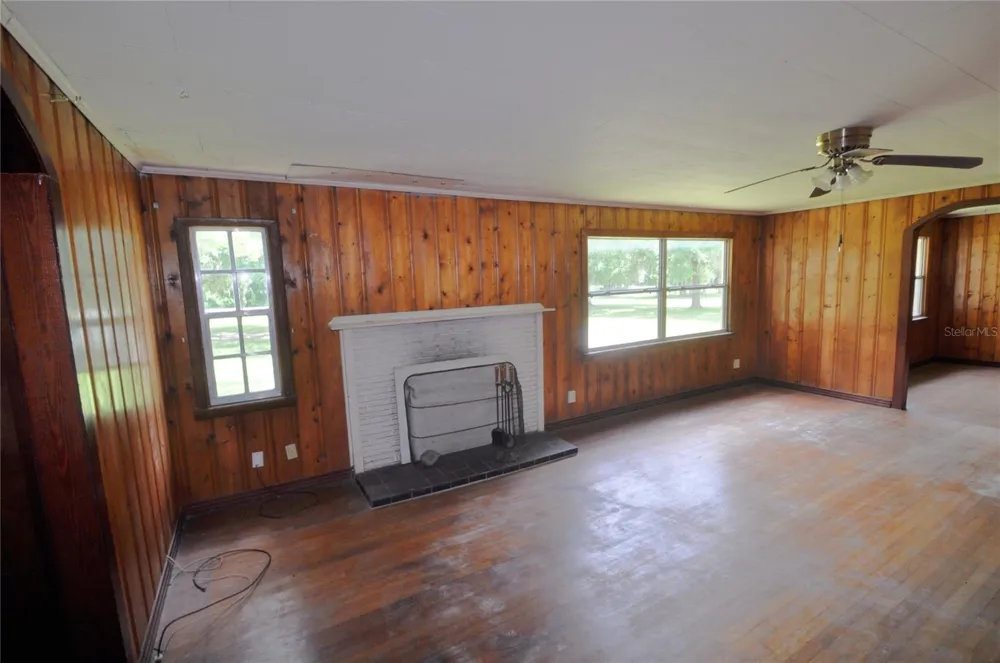18491 NE STATE ROAD 121 Williston, FL 32696