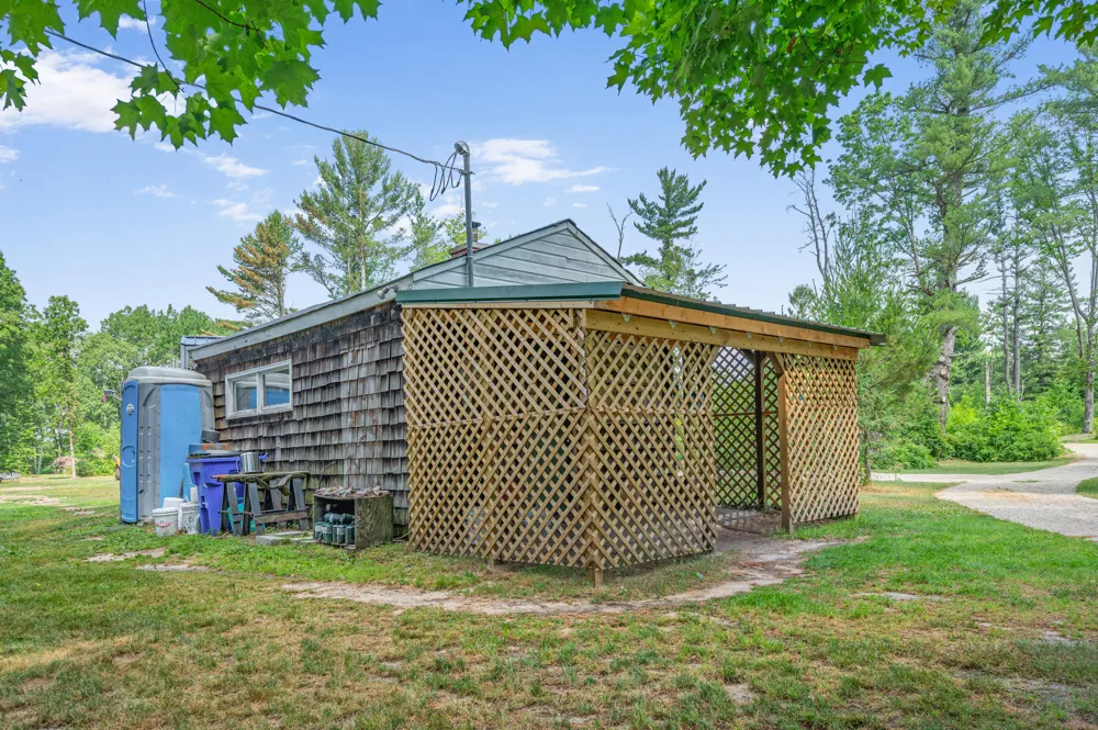 8558 Monterey  Dr Evart, MI 49631