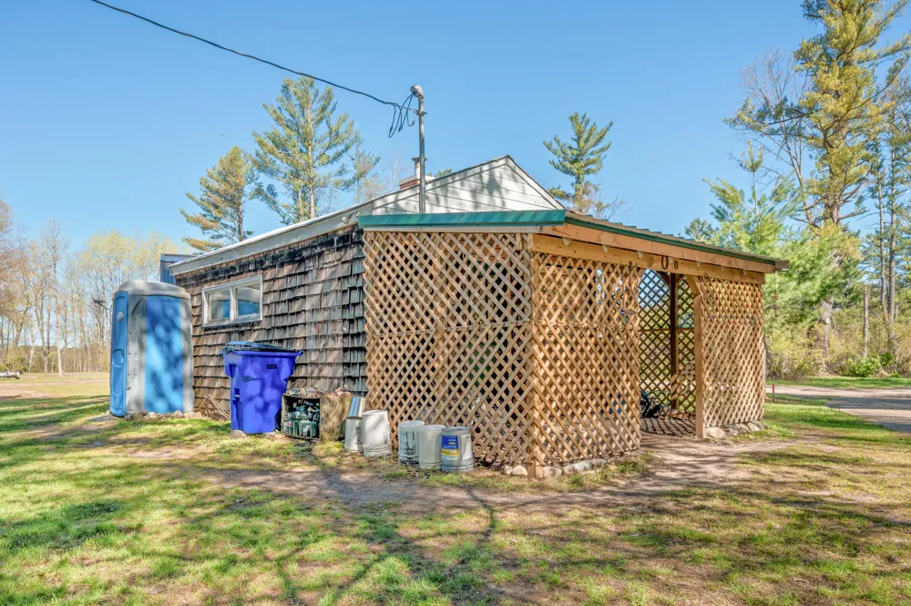 8558 Monterey  Dr Evart, MI 49631