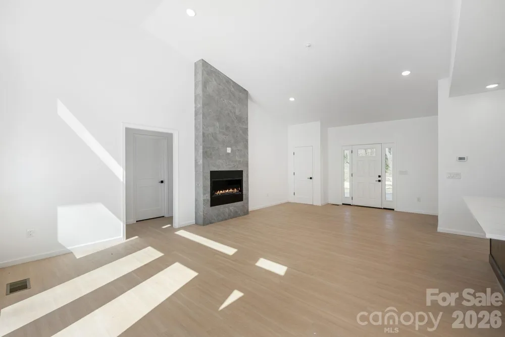 654 Hollybrook Drive Flat Rock, NC 28731