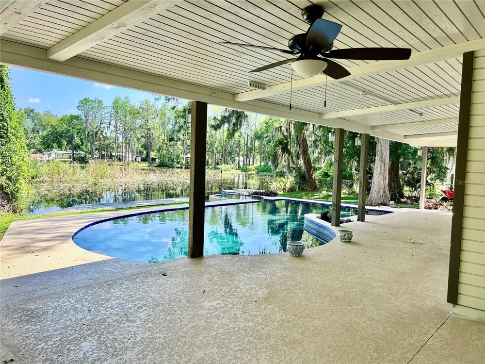 17017 PAULA LANE Lutz, FL 33558