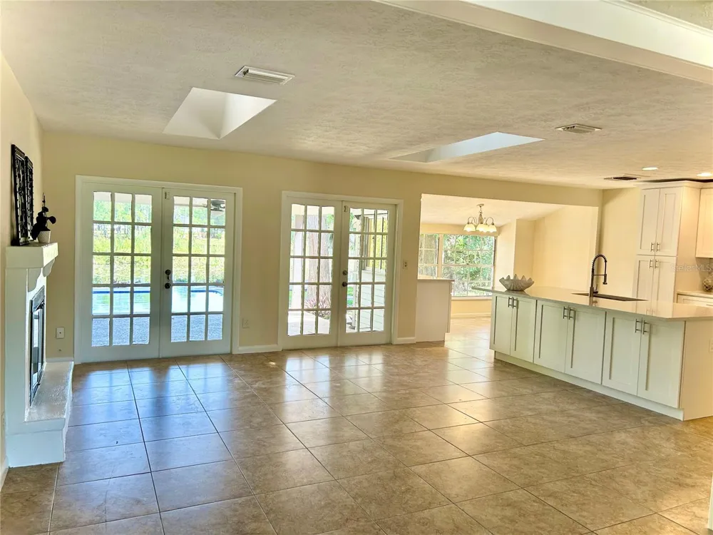 17017 PAULA LANE Lutz, FL 33558