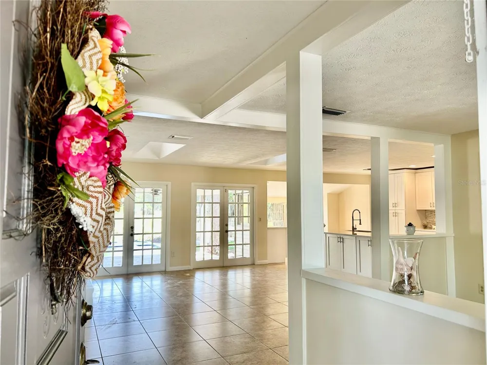 17017 PAULA LANE Lutz, FL 33558