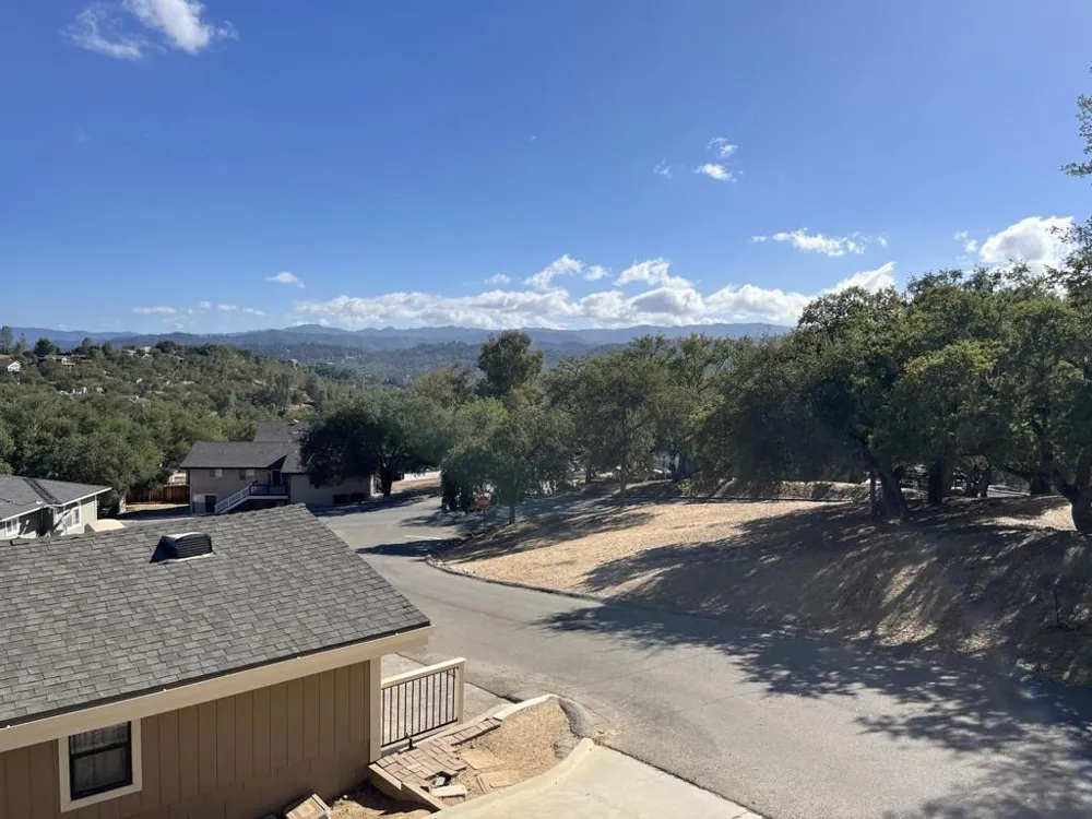 2182 Ridge Rider Road Bradley, CA 93426