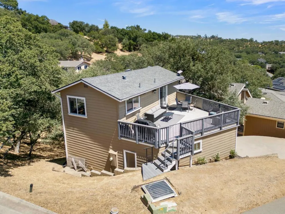 2182 Ridge Rider Road Bradley, CA 93426