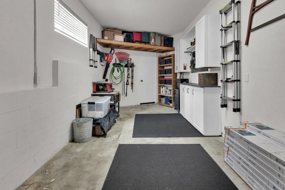 2182 Ridge Rider Road Bradley, CA 93426