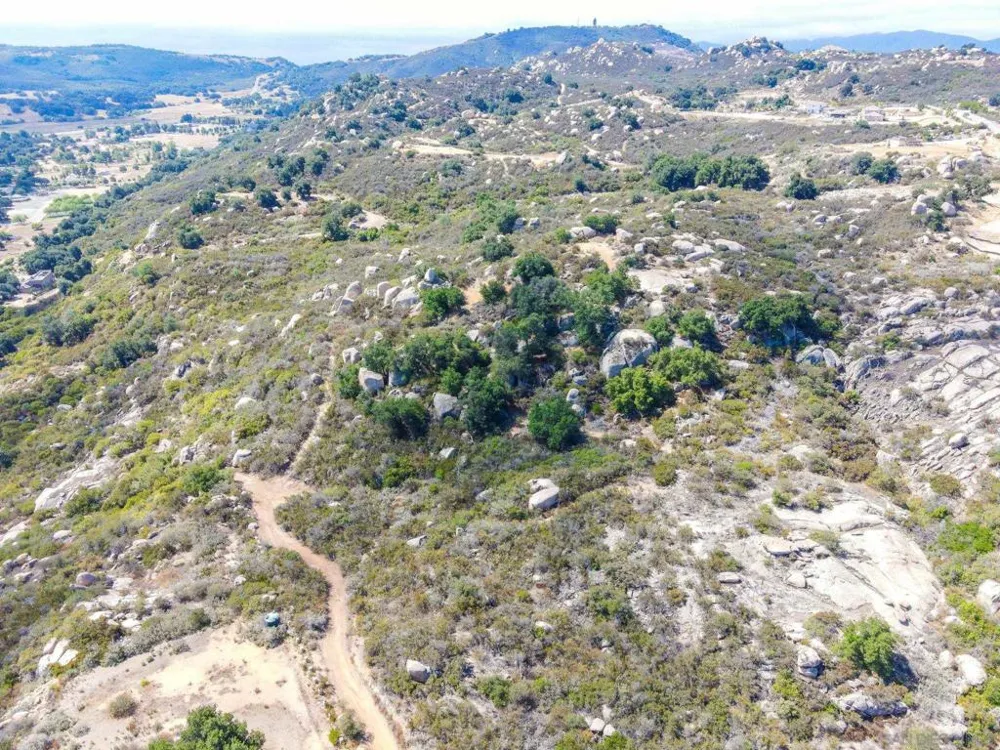 Calle Huerto Murrieta, CA 92562