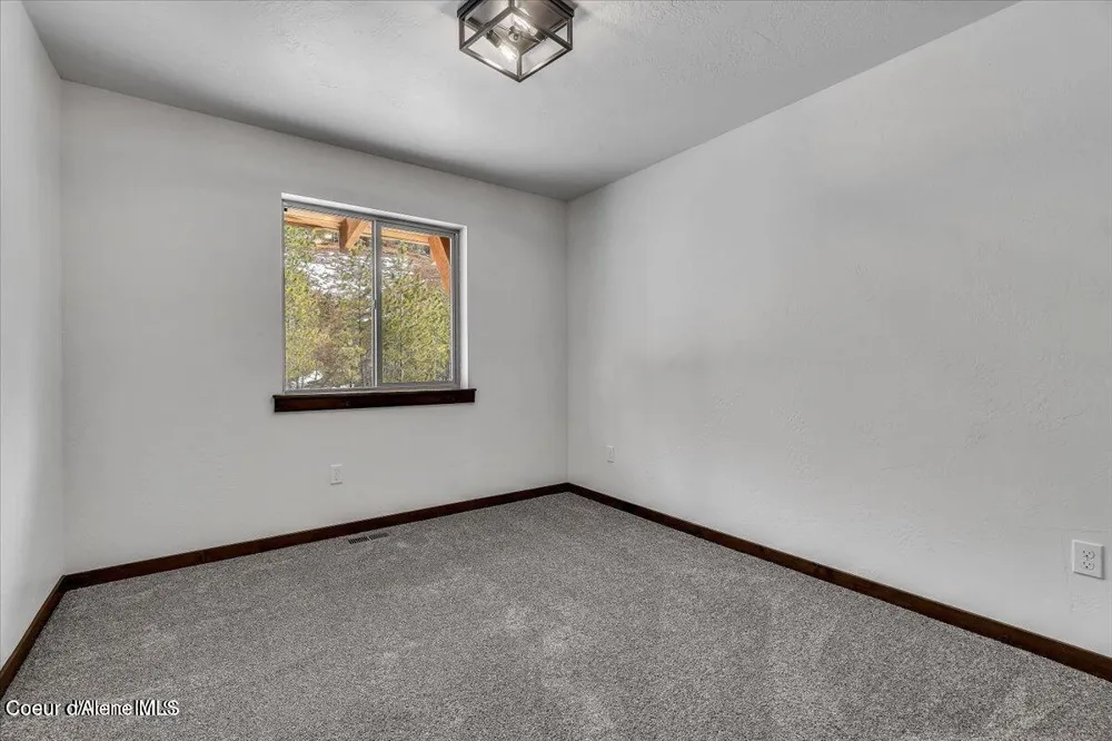 116 Prospector Lp Kellogg, ID 83837