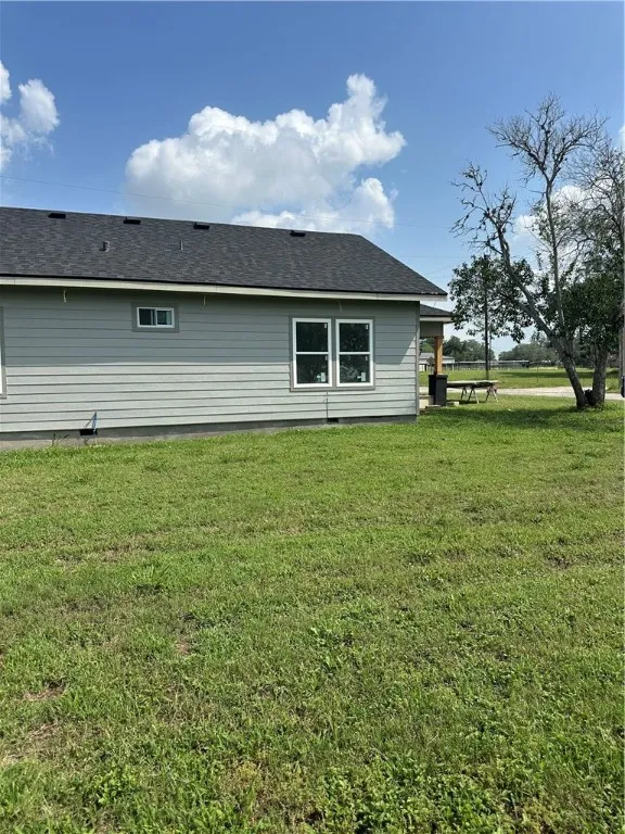 410 E Lott Street Beeville, TX 78102
