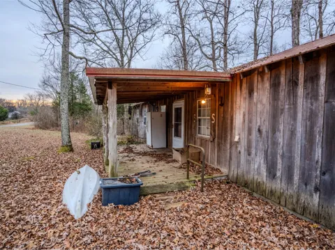 366 Ridge Rd