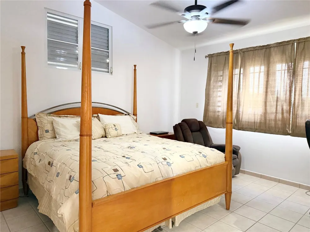 Urb. La Romana 216 CALLE FRANCHESCO Quebradillas, PR 00678