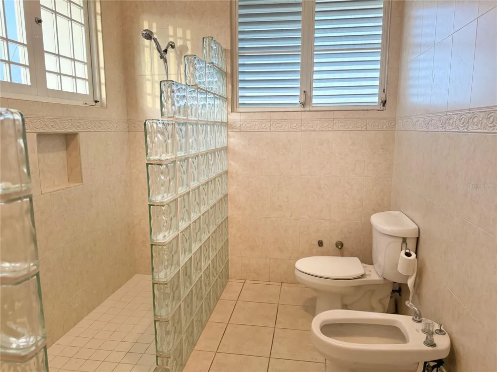 Urb. La Romana 216 CALLE FRANCHESCO Quebradillas, PR 00678