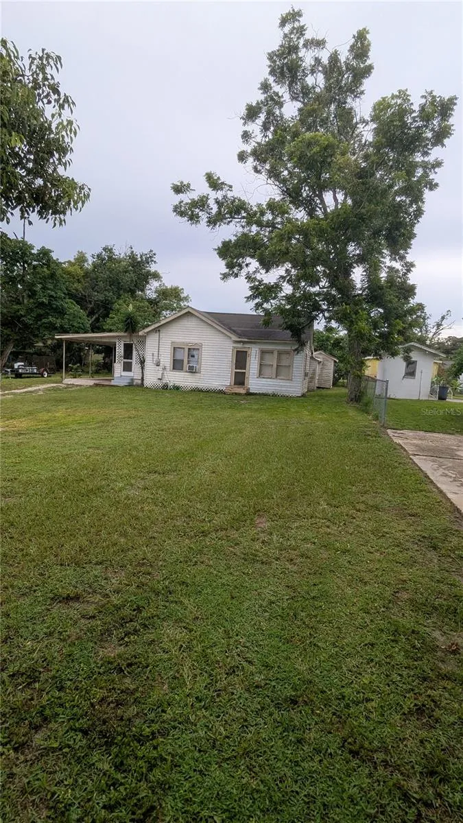 1102 W 13TH STREET Lakeland, FL 33805