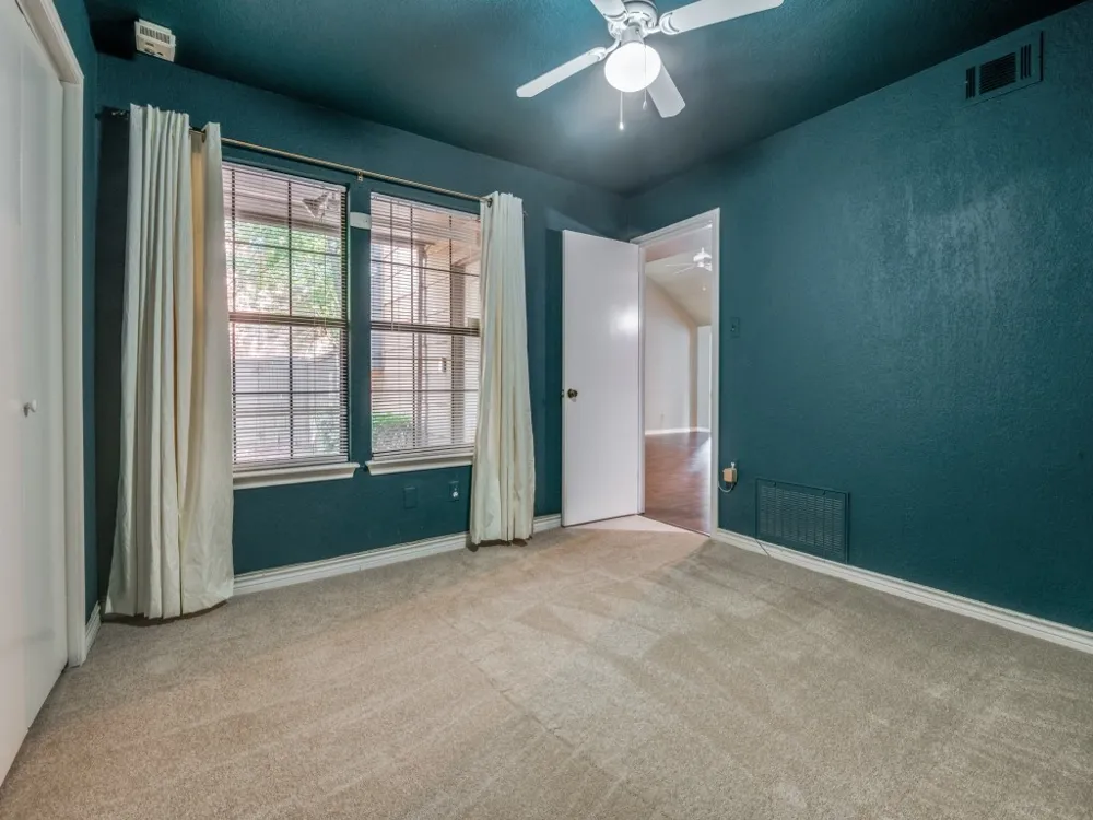 107 Brentwood Court Irving, TX 75061
