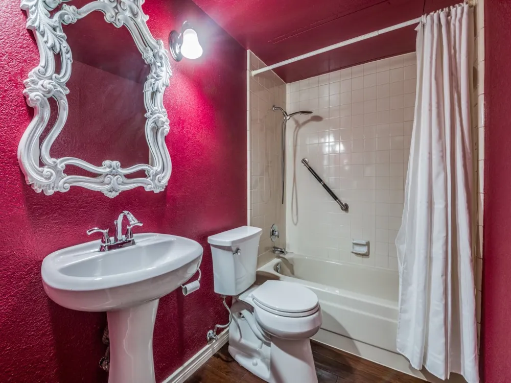 107 Brentwood Court Irving, TX 75061
