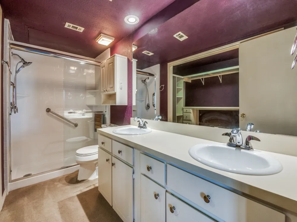 107 Brentwood Court Irving, TX 75061