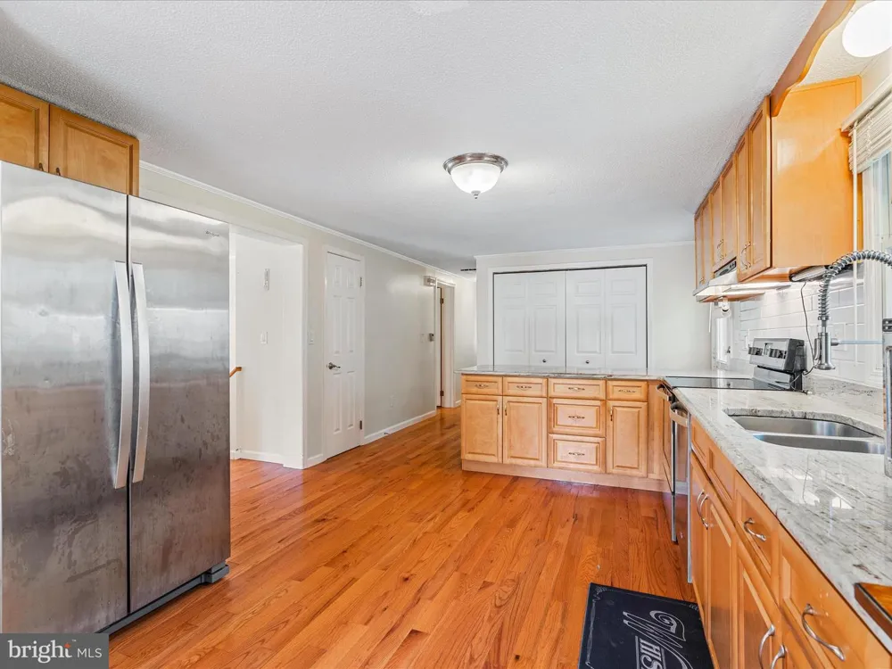 17101 OVERHILL ROAD Derwood, MD 20855