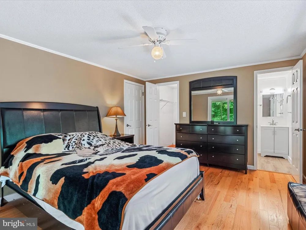 17101 OVERHILL ROAD Derwood, MD 20855