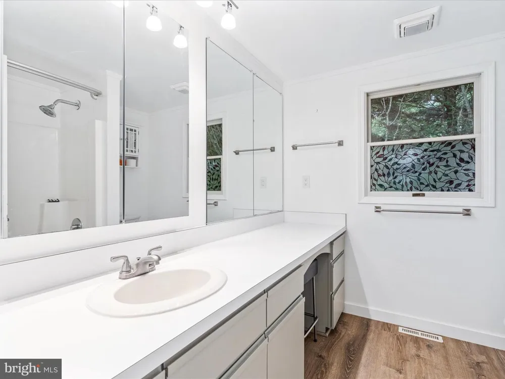 17101 OVERHILL ROAD Derwood, MD 20855