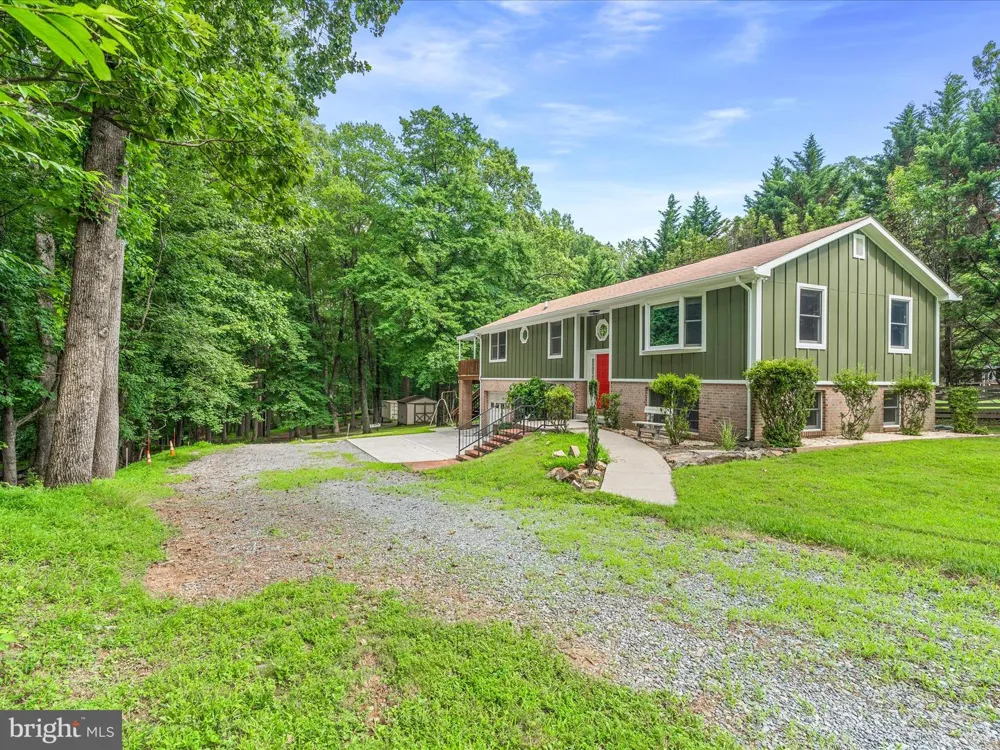 17101 OVERHILL ROAD Derwood, MD 20855