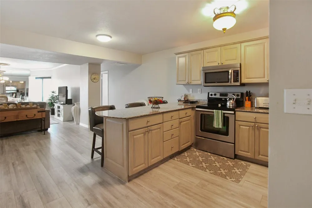 1050 LONGBOAT CLUB ROAD #702 Longboat Key, FL 34228
