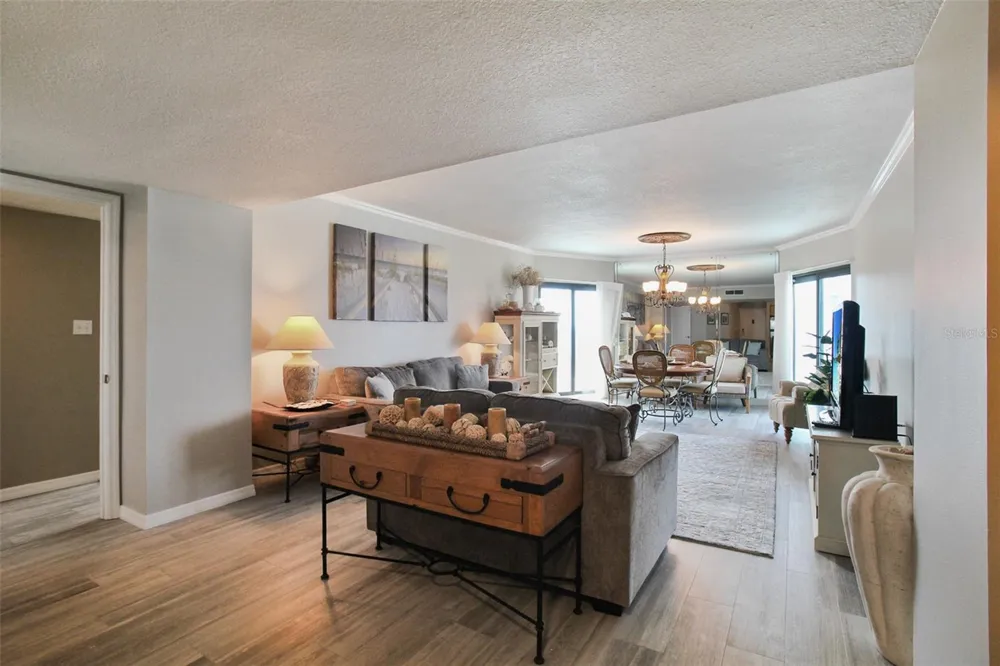 1050 LONGBOAT CLUB ROAD #702 Longboat Key, FL 34228