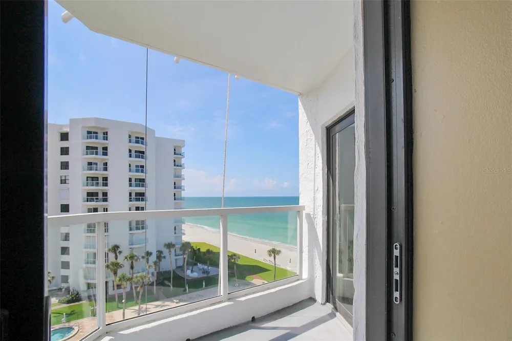 1050 LONGBOAT CLUB ROAD #702 Longboat Key, FL 34228